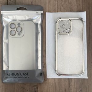 2 iPhone 16 pro max  case  . NWT.